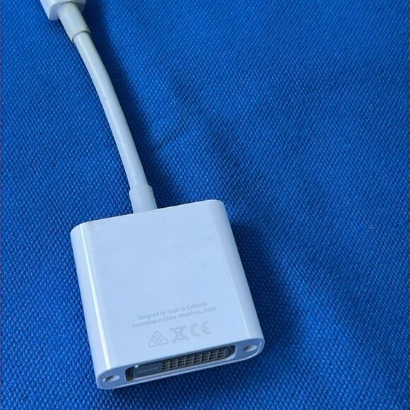 Apple Mini DisplayPort to DVI Adapter - Picture 5 of 5